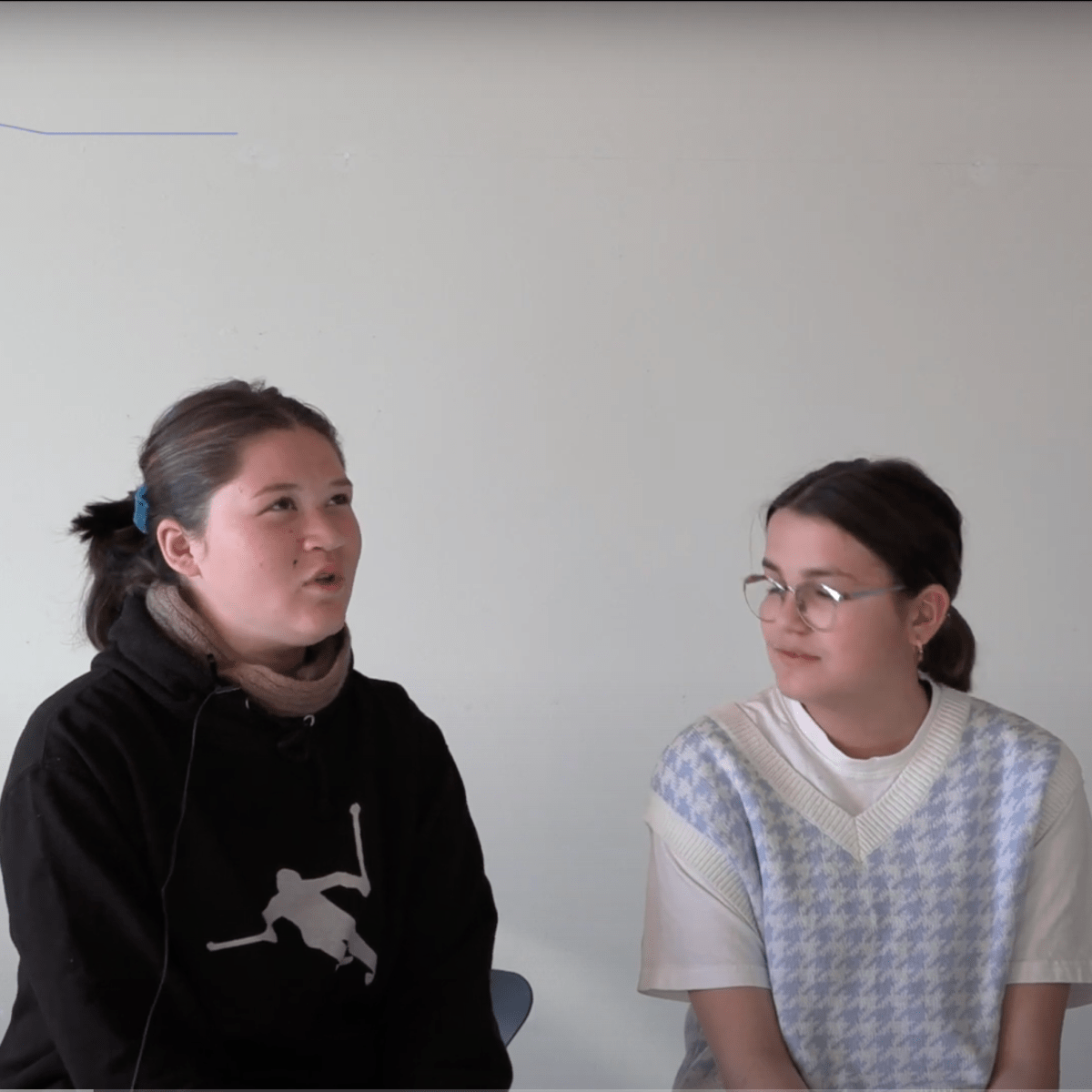 Mia og Kamila fra Sisimiut fortæller om efterskole i Danmark og&nbsp;fremtidsdrømme